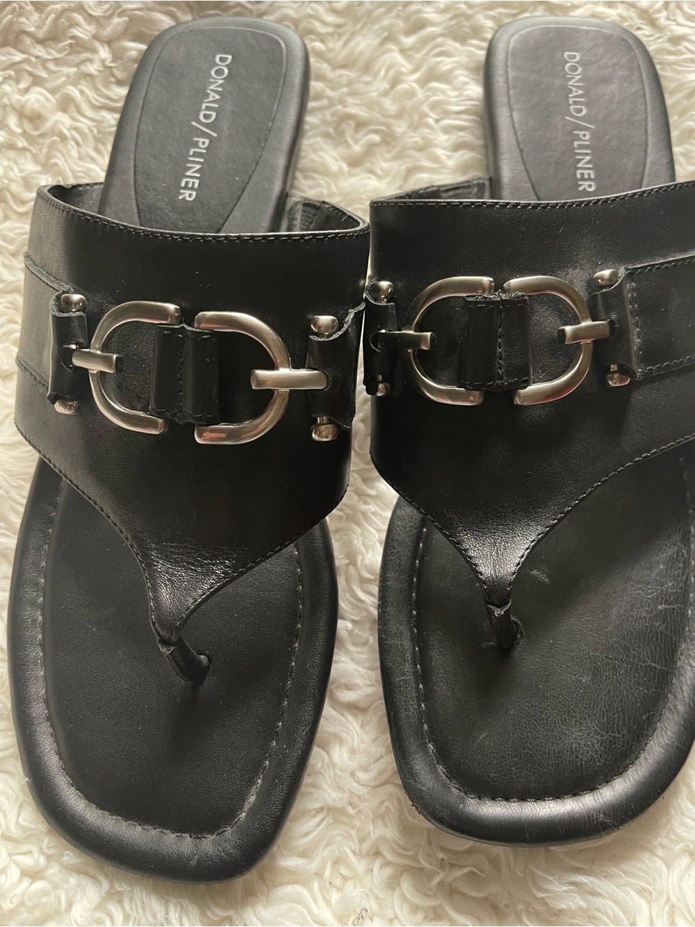 Donald Pliner Kent Black leather sandals with horse bit details 8.5 - Picture 5 of 5
